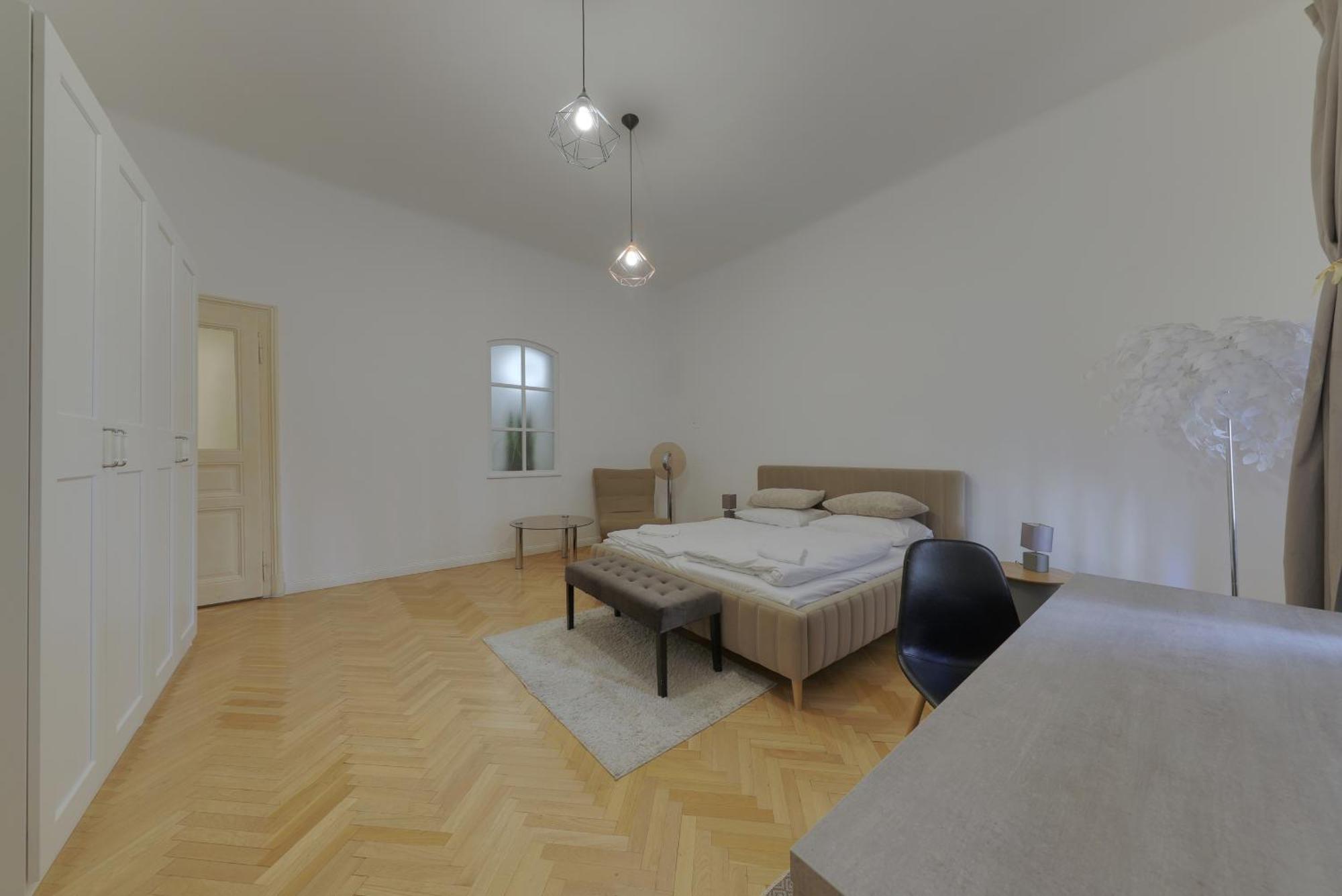 Beautiful Condo At The Old Town Bratislava Exterior foto